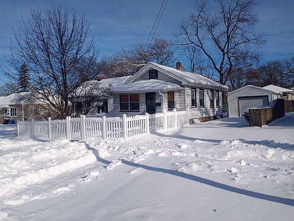 2nd image of 703 Miriam Ave