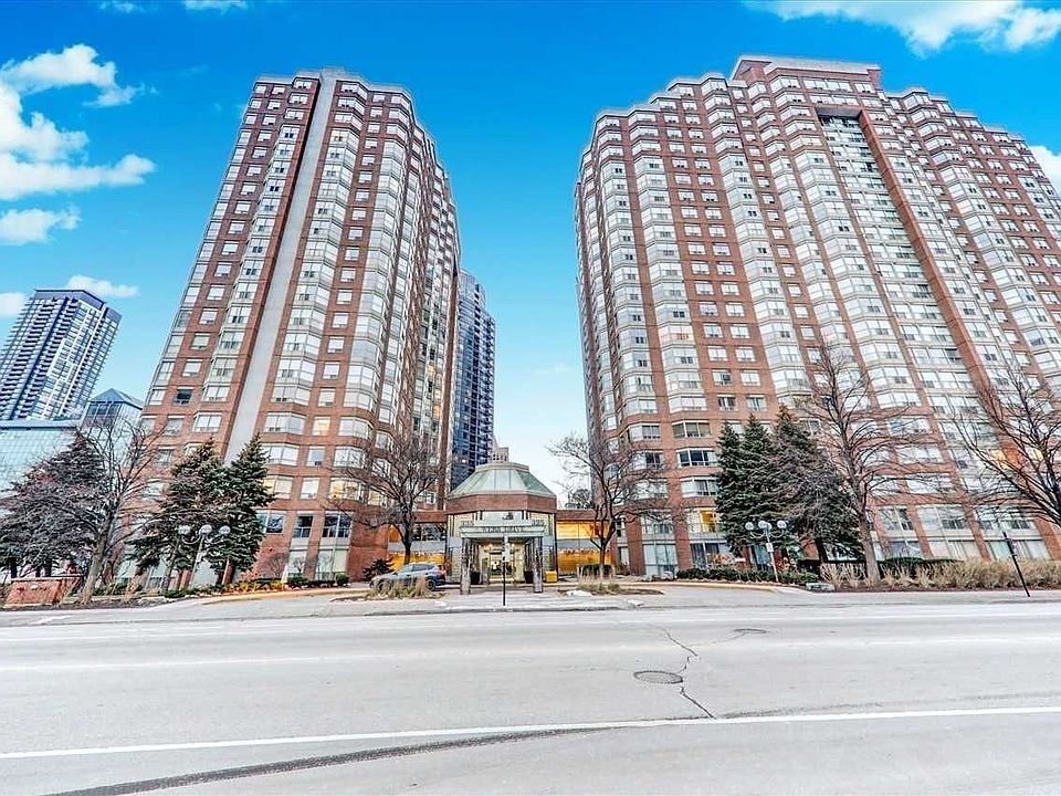 2nd image of 325 Webb Dr Penthouse 203