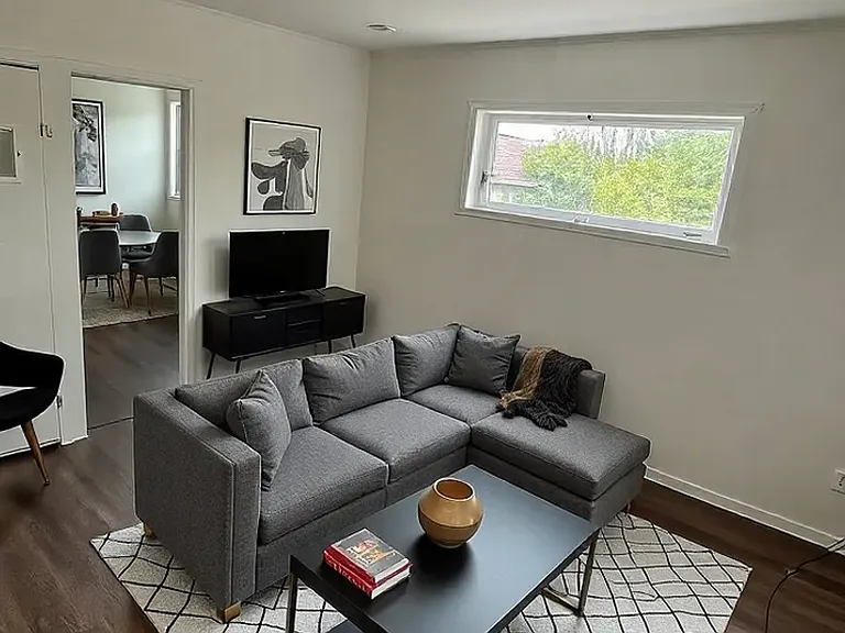 223-227 E Dominick St — Photo 8