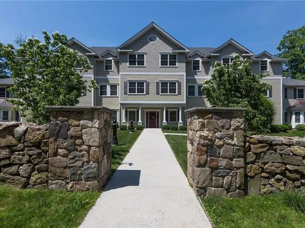 593 Main St Unit 303