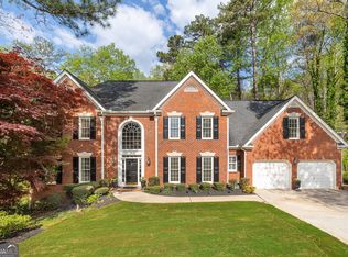 8190 Overview Ct, Roswell, GA 30076