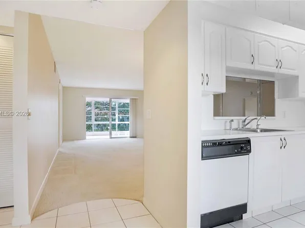 13001 SW 15th Ct APT 405T, Pembroke Pines, FL 33027