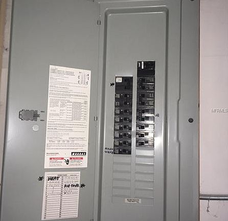 2nd image of 2303 Tahitian Dr