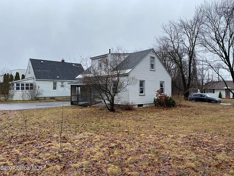 2nd image of 3317 S Thompson Street