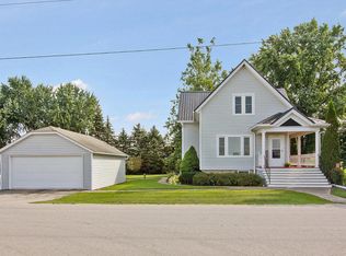 3228 Mill Rd, Greenleaf, WI 54126