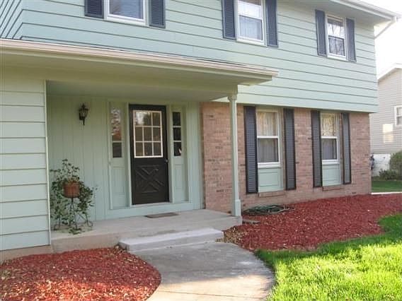 2nd image of 2416 Mount Vernon Ave