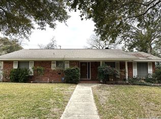 115 Park Dr, San Antonio, TX 78212