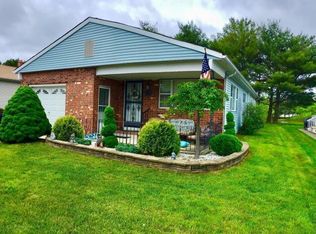 40 Santo Domingo Dr, Toms River, NJ 08757