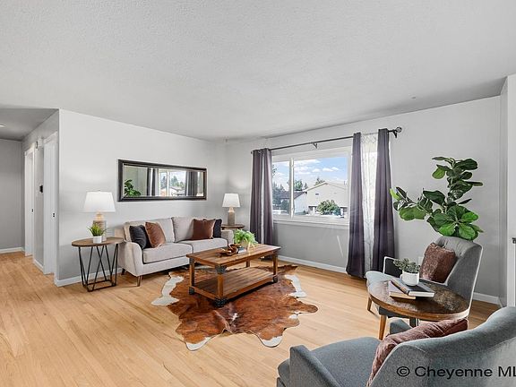 4th image of 4769 Moran Ave