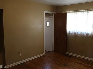 18131 Winsome Rd, Fraser, MI 48026