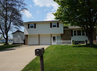 5435 Perry Hills Dr SW, Canton, OH 44706