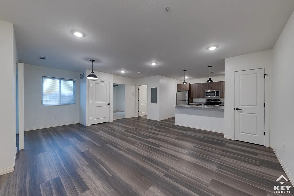 WIN Residences — Photo 2