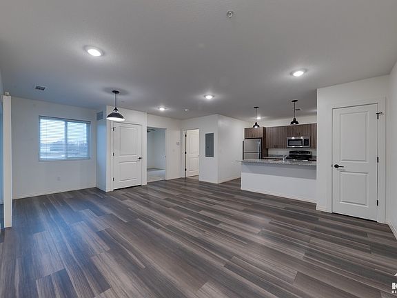 2nd image of 1900 Elaine Dr #332