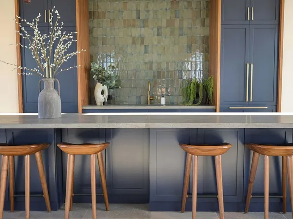 430 Main Street image 7 of 15