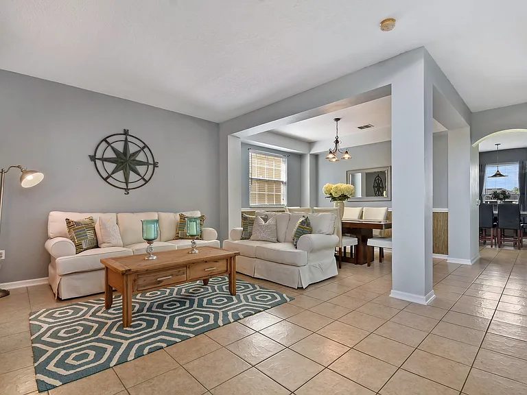 12713 Grovehurst Ave — Photo 2