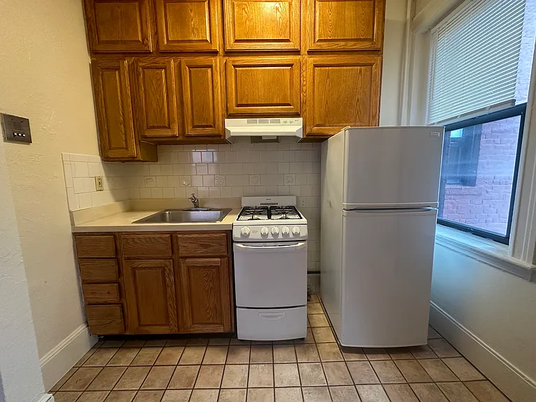 1234 Commonwealth Ave #14 — Photo 3