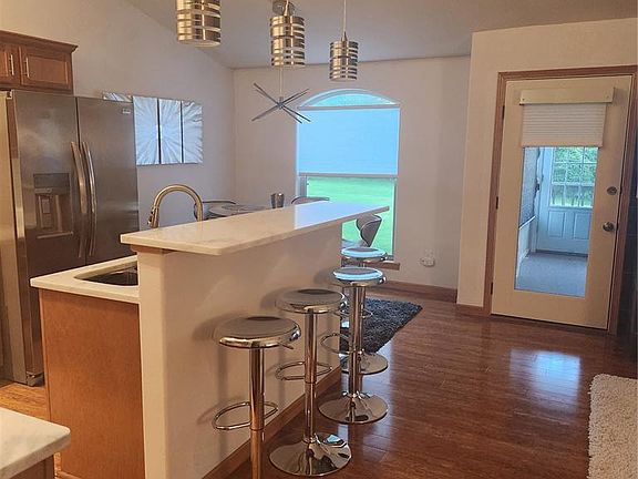 5th image of 3210 Leverett Ct