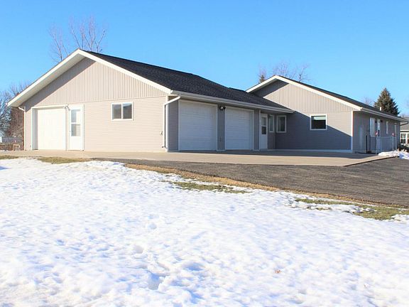 2nd image of 510 Summer Ln
