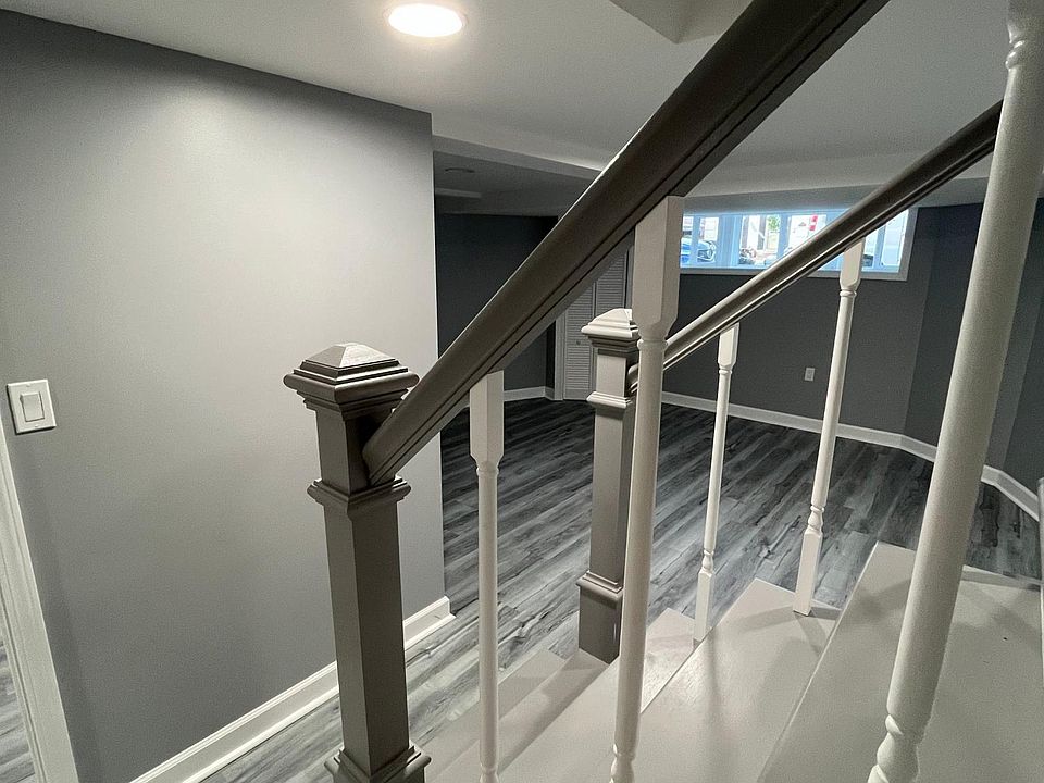 1st image of 5122 N Austin Ave #Basement
