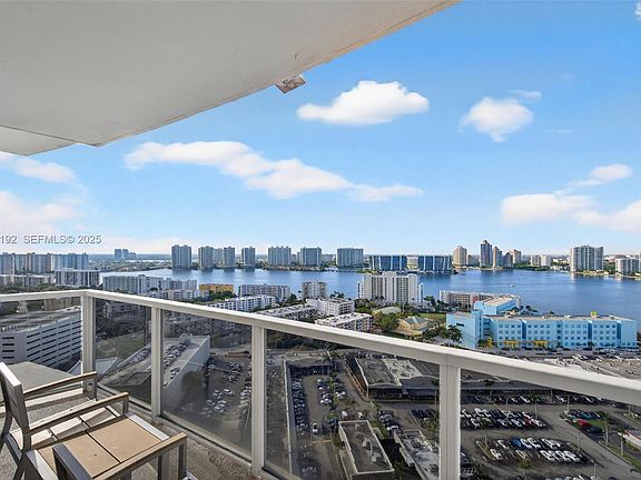5th image of 18001 Collins Ave #2101
