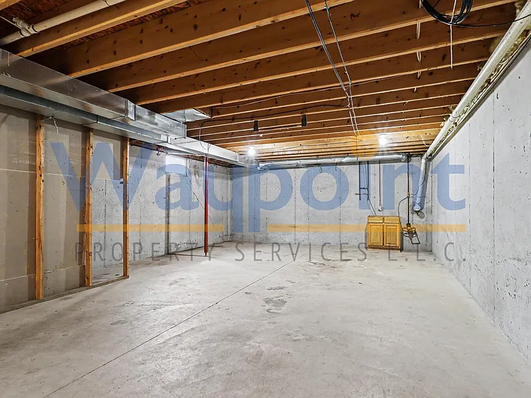 632 E Washington St #1 — Photo 8