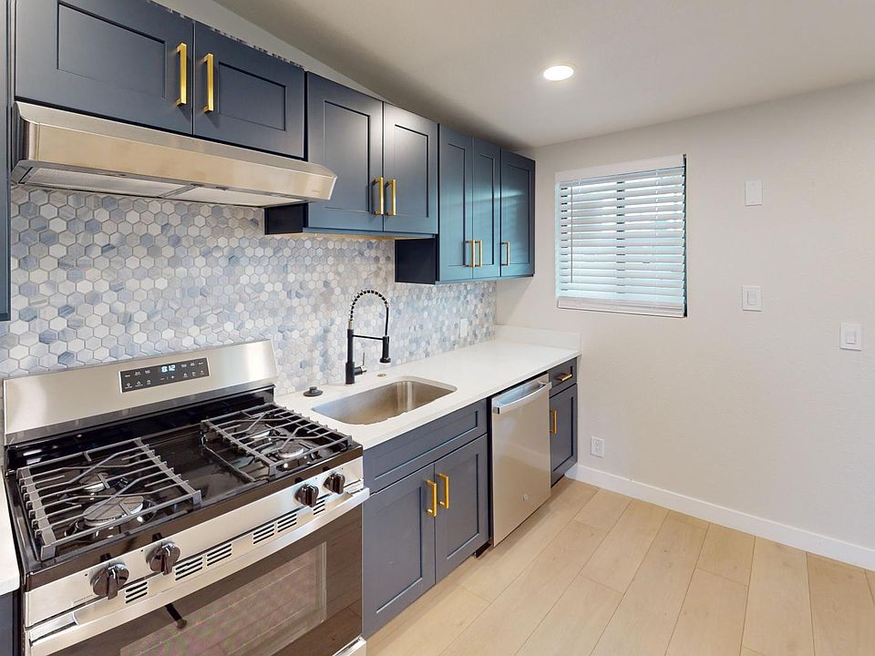 1st image of 1013 E Amelia Ave APT 7