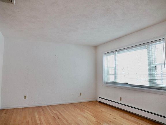 3rd image of 29 Anthony Ln