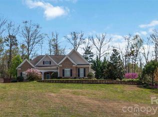 345 Clarendon Estates Dr, Clover, SC 29710