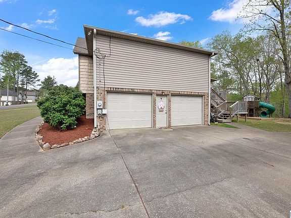 5th image of 300 Quail Ridge Rd