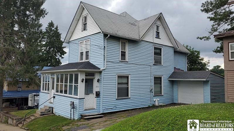 1st image of 210 Welsh St