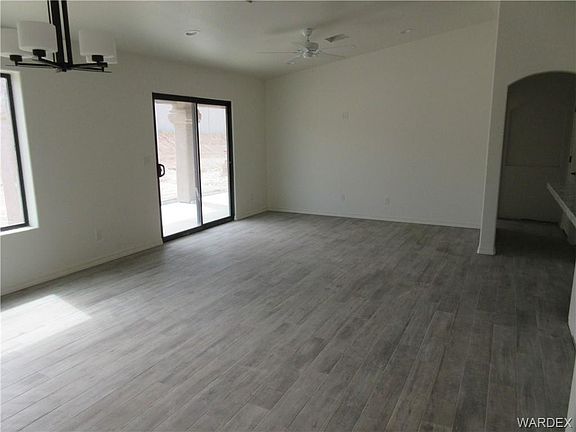 4th image of 6032 S Columbia Ave
