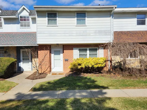 1141 W Aaron Dr APT F, State College, PA 16803