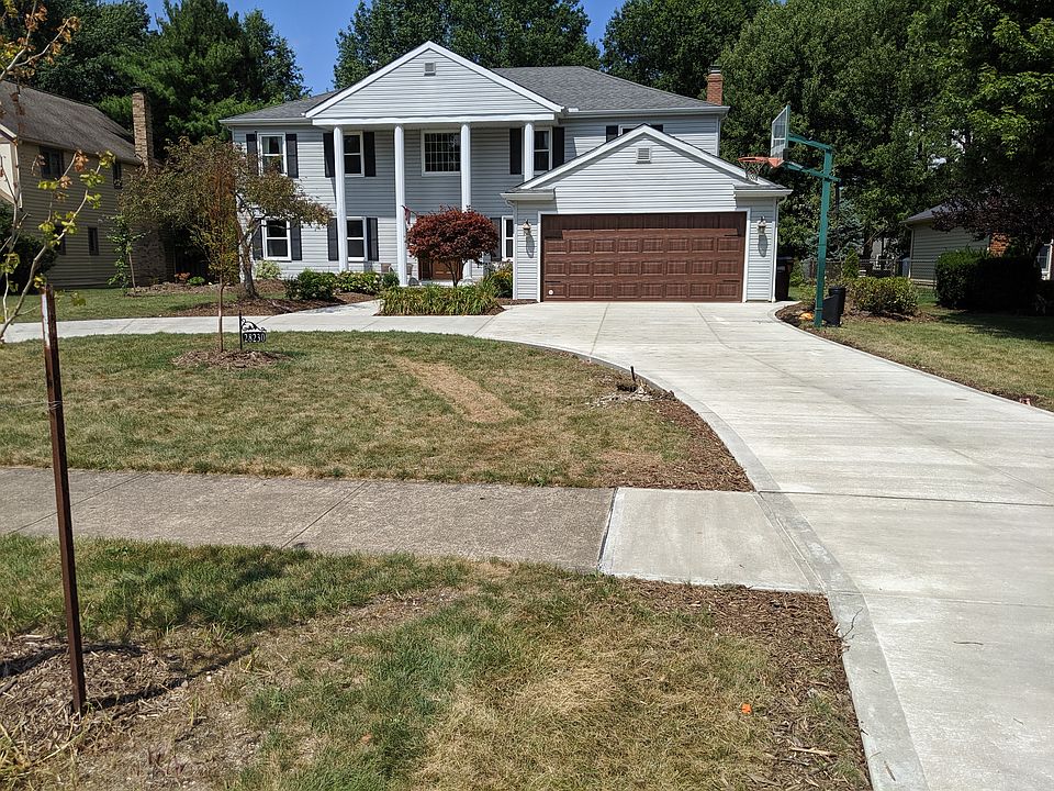 2nd image of 28230 Southbridge Cir