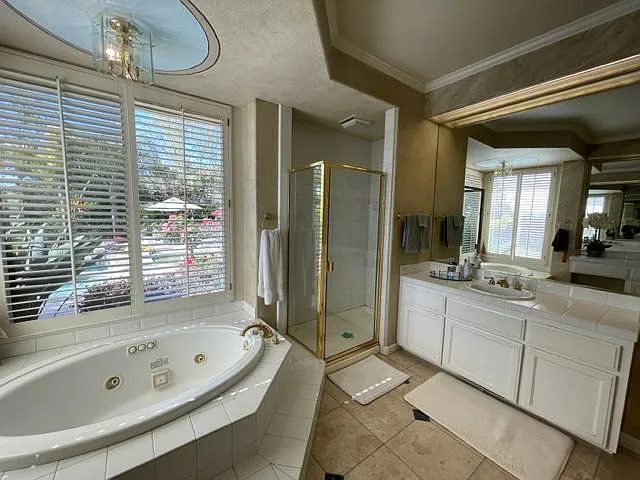 811 Fox Glen Pl — Photo 23