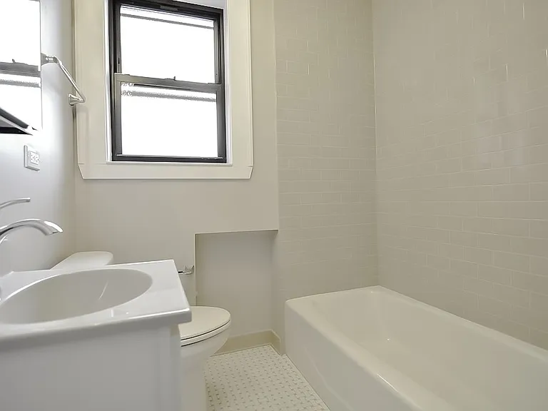 817 W Lakeside Pl #116 — Photo 19