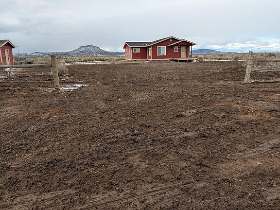 5th image of 46864 Tucker Rd