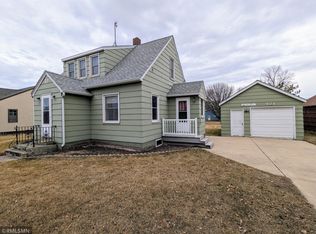 421 S 4th St, Bird Island, MN 55310