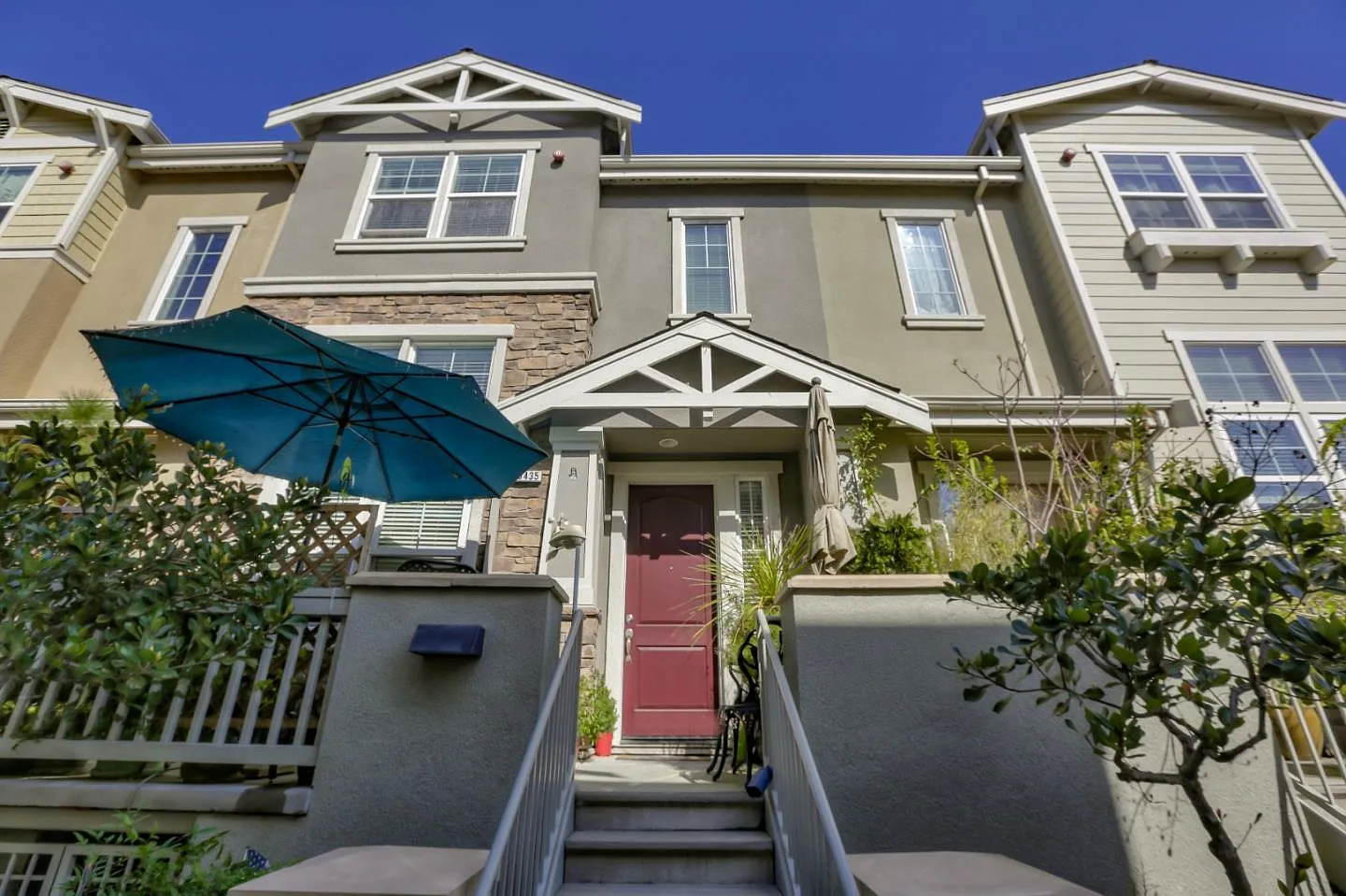 18435 Jade Ln photo 1