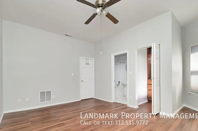 4537 S King Dr #3 — Photo 15