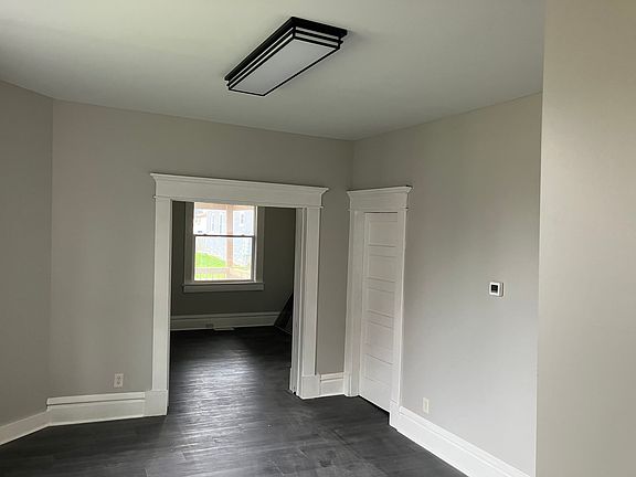 3rd image of 324-326 Taylor Ave #324