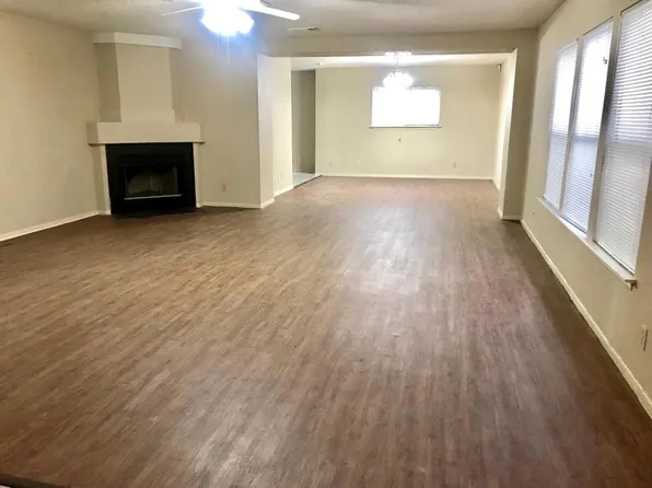 7422 Radford Trl, San Antonio, TX 78244