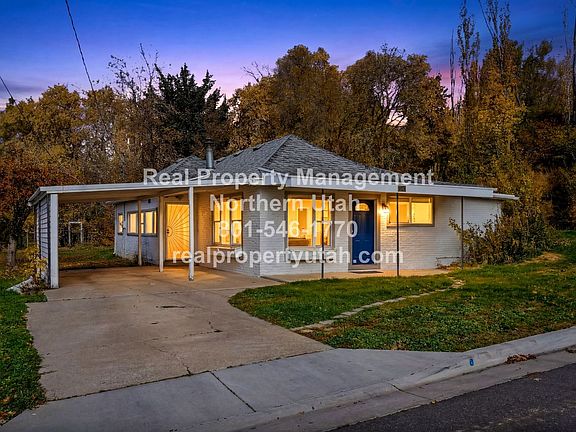3rd image of 662 E 4th St