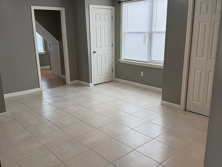 694 King Philip St #2 — Photo 7