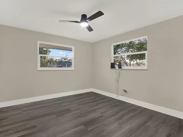 18803 Tracer Dr — Photo 17