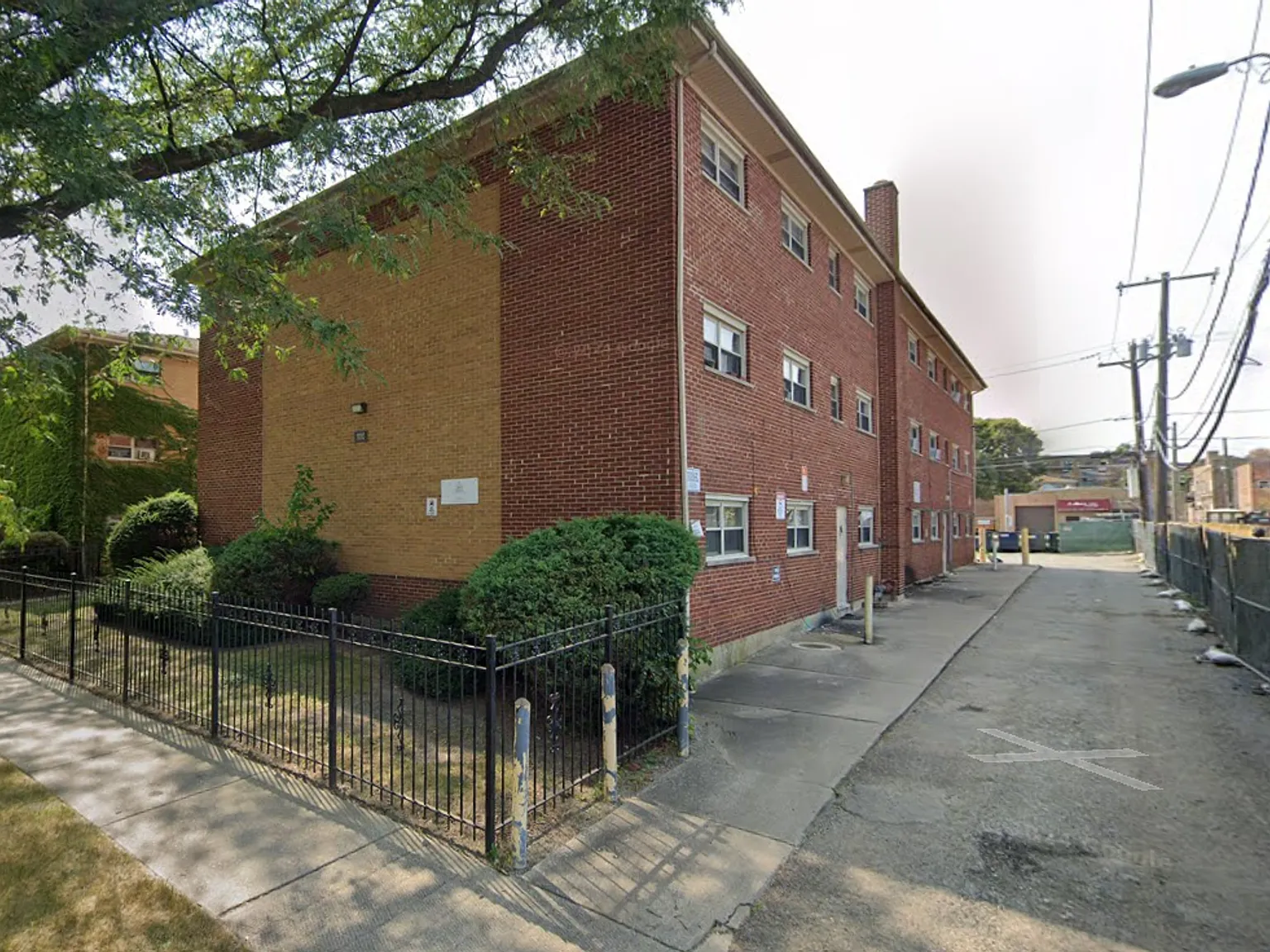 11110 - 11118 S Homewood Ave — Photo 4