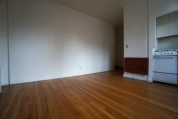 Rented by Compass | media 2