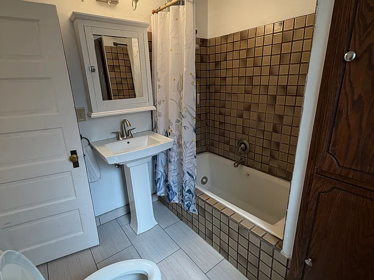 3927 Vincent Ave S — Photo 9
