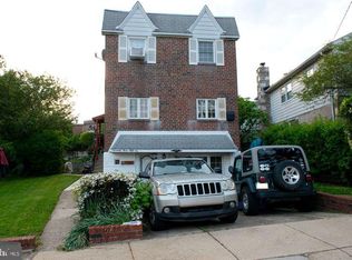 7356 Hiola Rd, Philadelphia, PA 19128