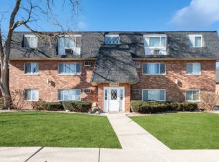 17220 71st Ave APT 5, Tinley Park, IL 60477