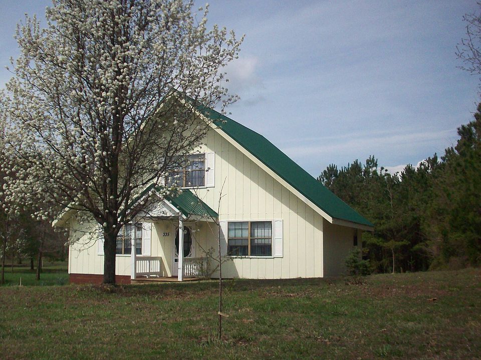 335 Lakehaven Circle